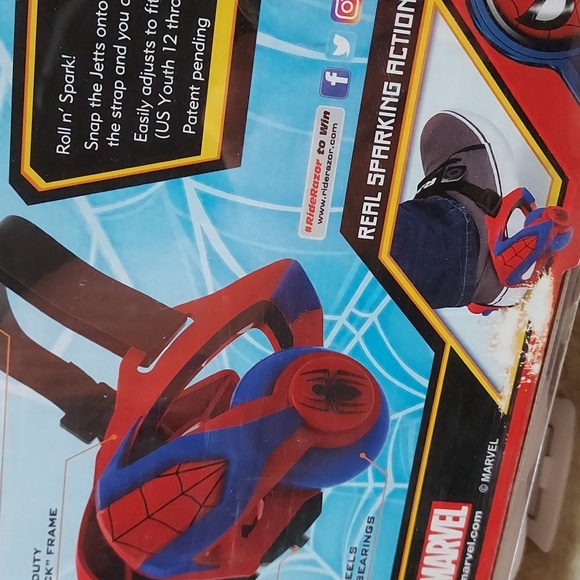 Kids Razor Spider-Man Jetts Heel Wheels Ages 8+ - Picture 9 of 10